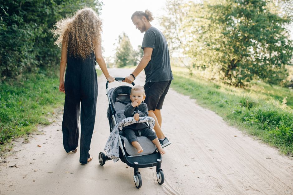 Ergobaby Omni 360 Vs. Baby Tula Explore Hiking: Traveling Parents’ Carrier Problem: Which One Handles Hiking With an Infant?
