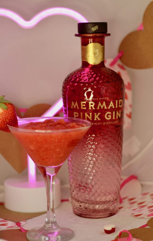 Frozen Strawberry Gin Daiquiris For Valentines With Mermaid Pink Gin Frozen Strawberry Gin Daiquiris For Valentines With Mermaid Pink Gin